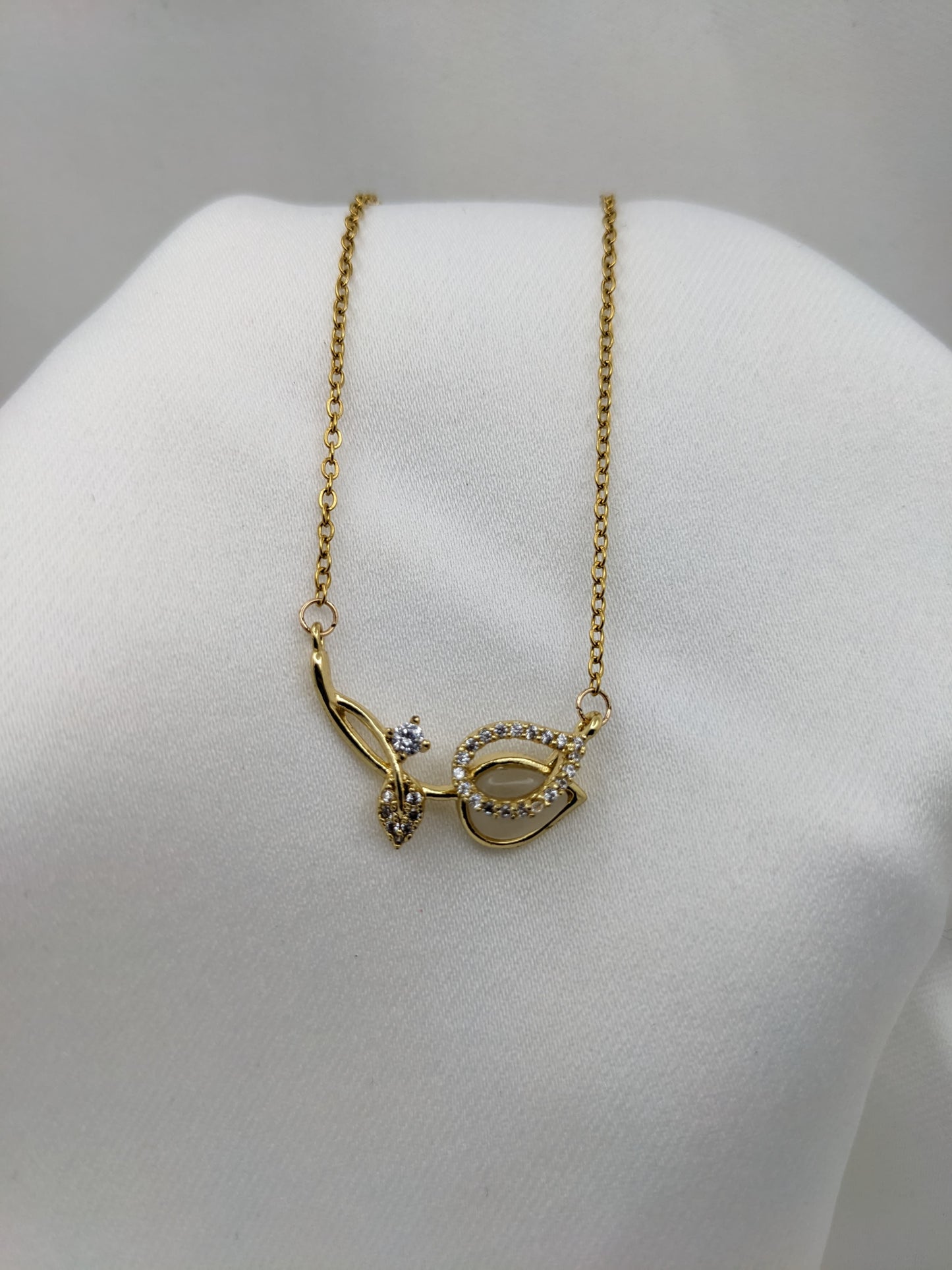 Lucky Tulip Necklace