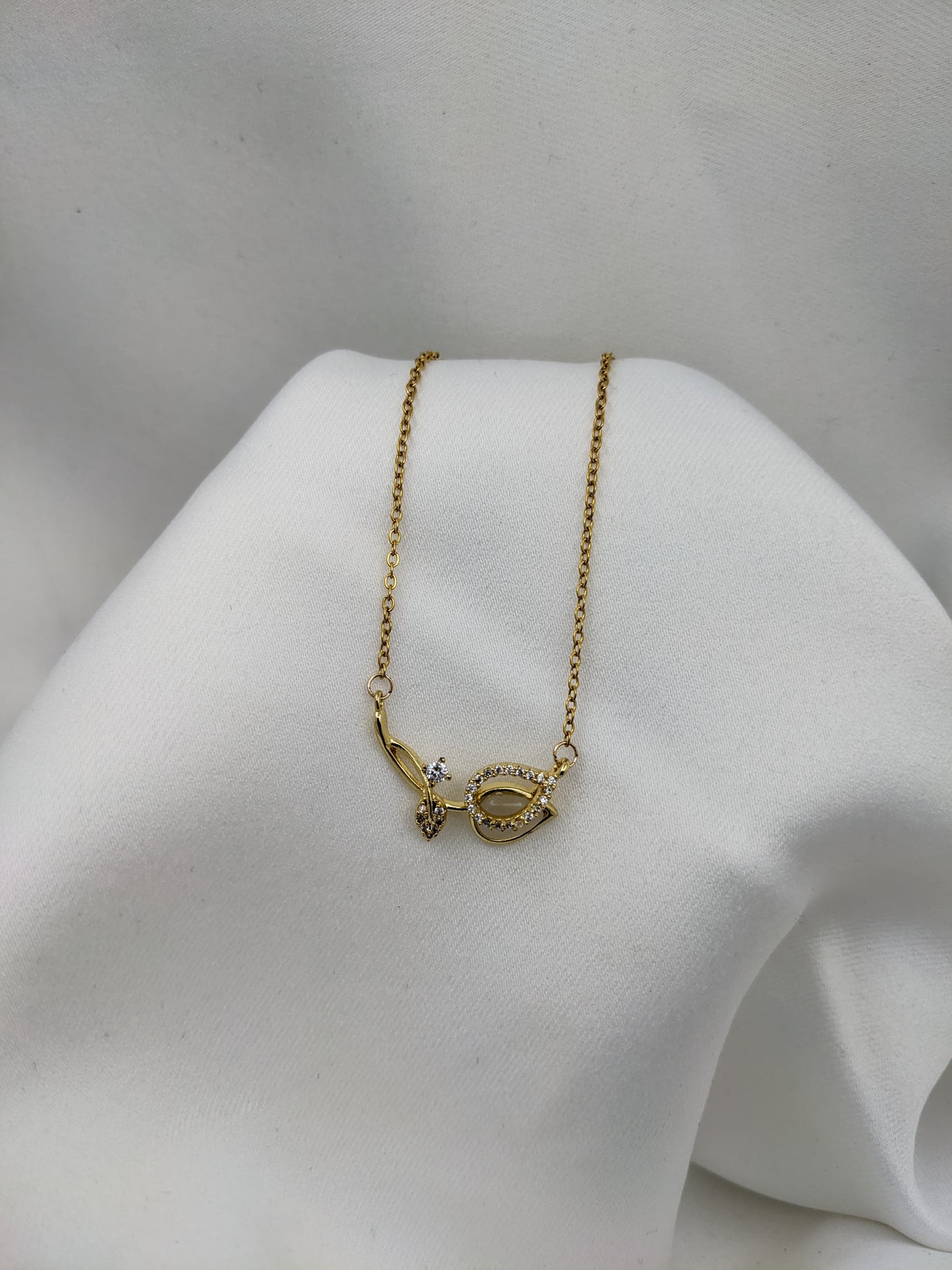 Lucky Tulip Necklace