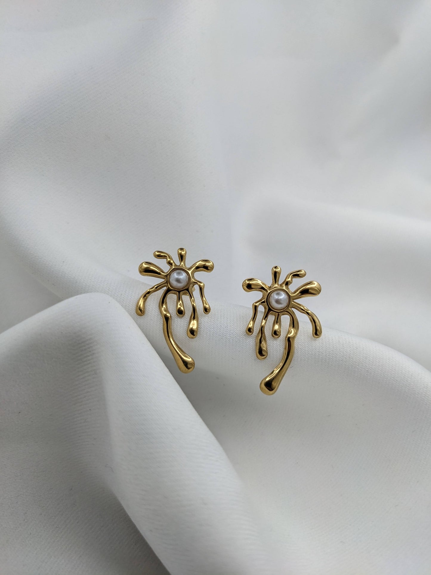 Aurora Drip Studs