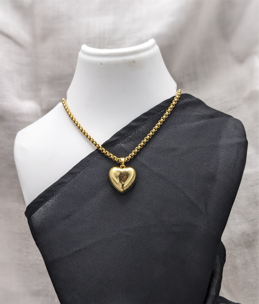 Juliet’s Heart Necklace