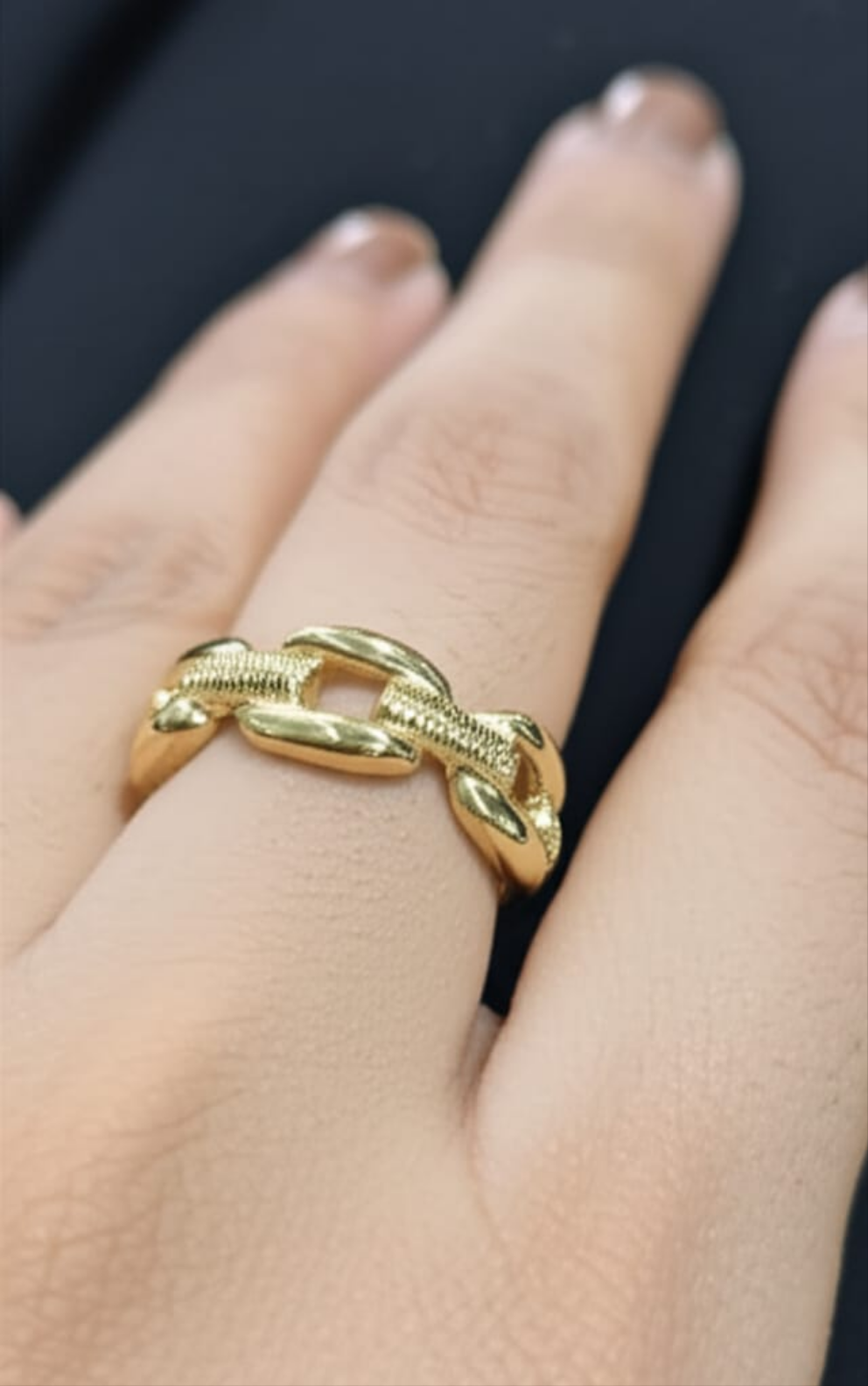 The Luxe Link ring