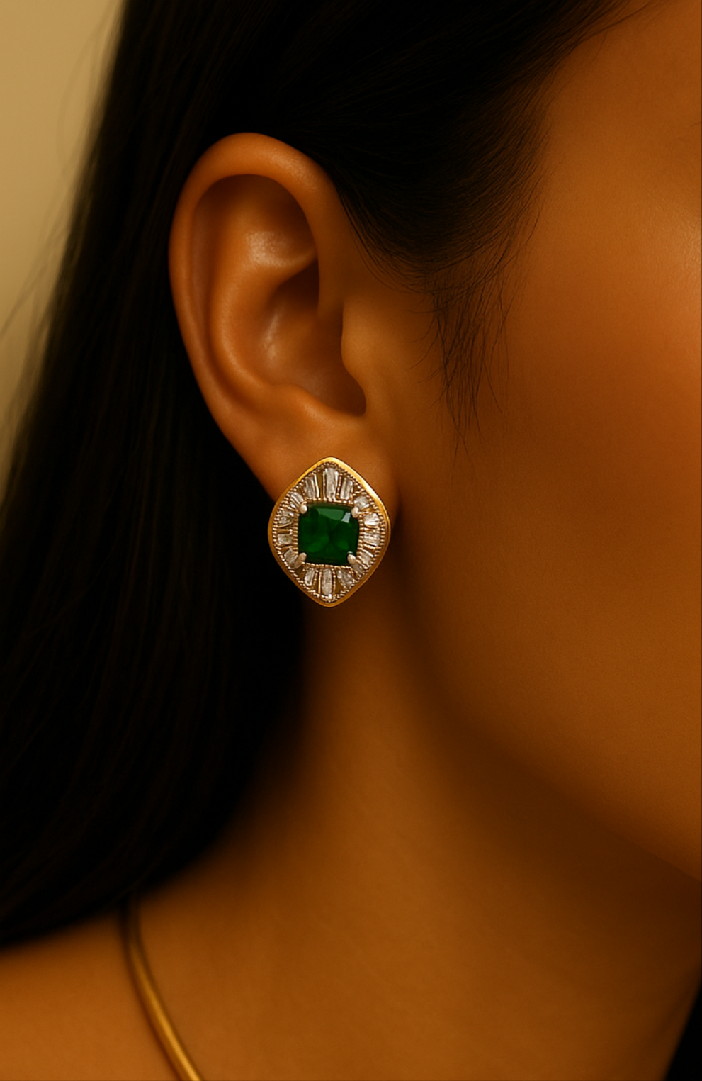 Starburst Emrald Studded Earrings