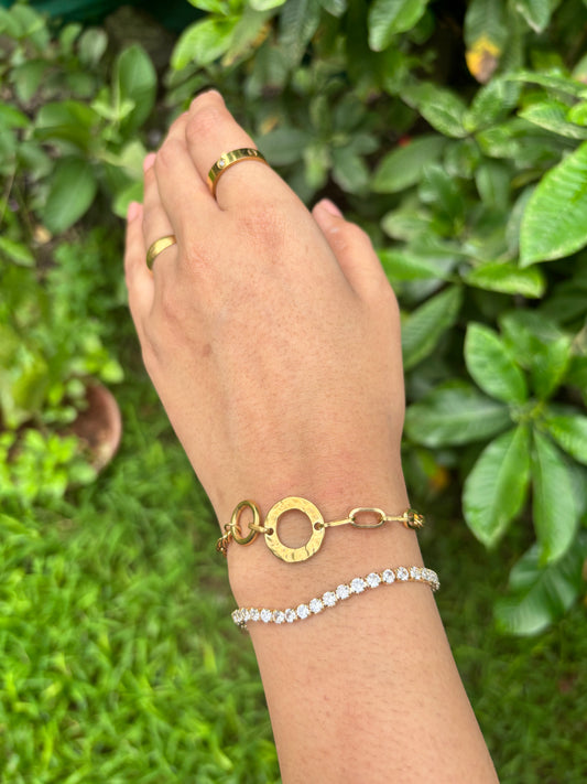 Luxe Loop Bracelet