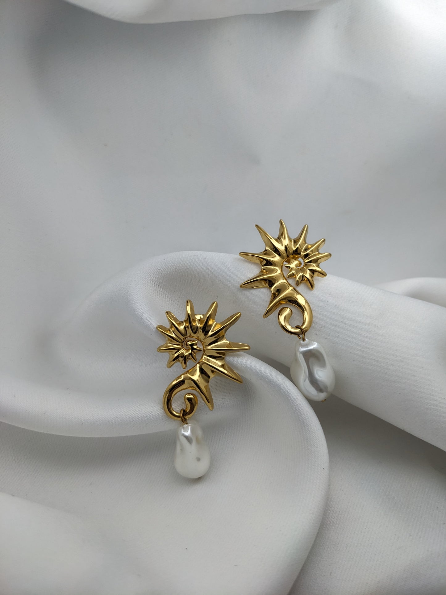 Seahorse Pearl Earrings