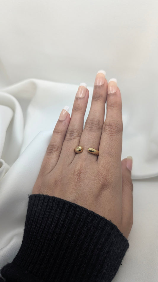 Arc cuff ring
